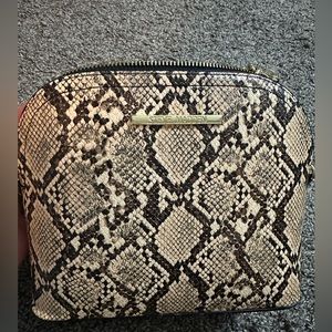 Steve Madden medium size crossbody bag